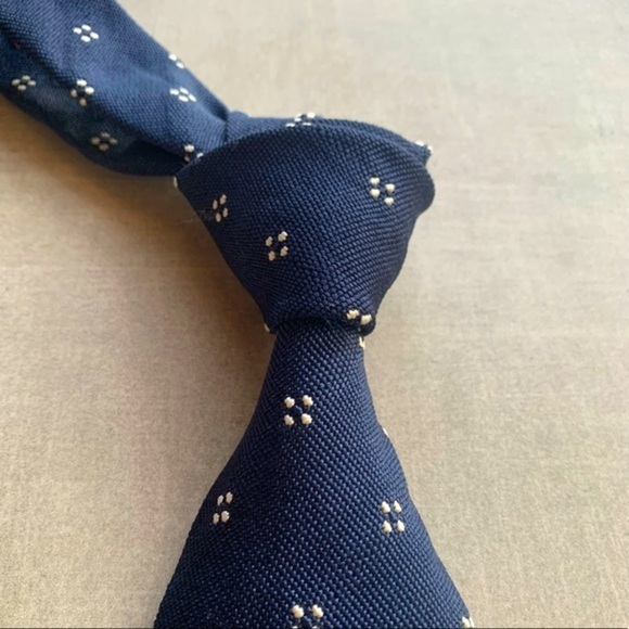 Zegna “Couture” XXX Luxurious Hand-Made Silk Tie - Picture 2 of 7